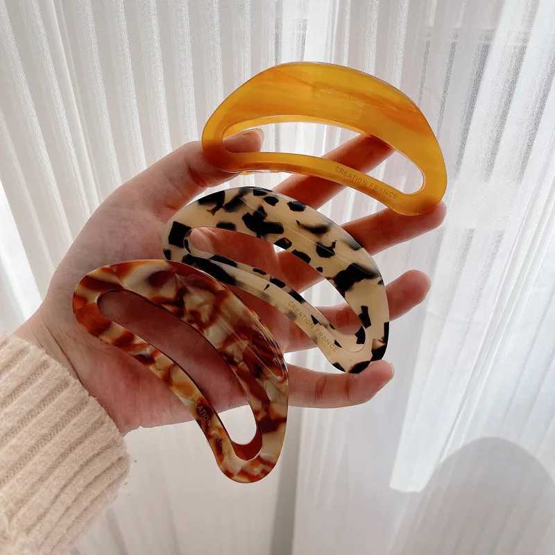 DuoShang French Vintage Hollow Curved Large Hair Claw Acetate Claw Clips Leopard Print Crab Hair Clip for Women Hair Accessories H260328
