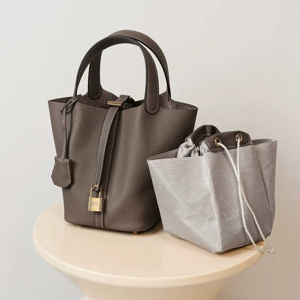 Top Grain Cowhide Women Bucket Handbag Basket Tote Genuine Leather Shoulder Crossbody Luxury Commuter Chic Fashion Trend C260327