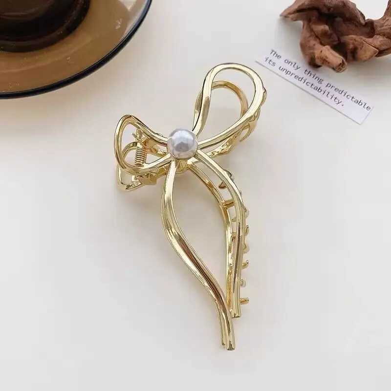 New Exquisite Imitation Pearl Hair Claw Clip Trendy Metal Bow hair Crabs Hairpins Barrettes for Women Hair Accessories Headwear H260328