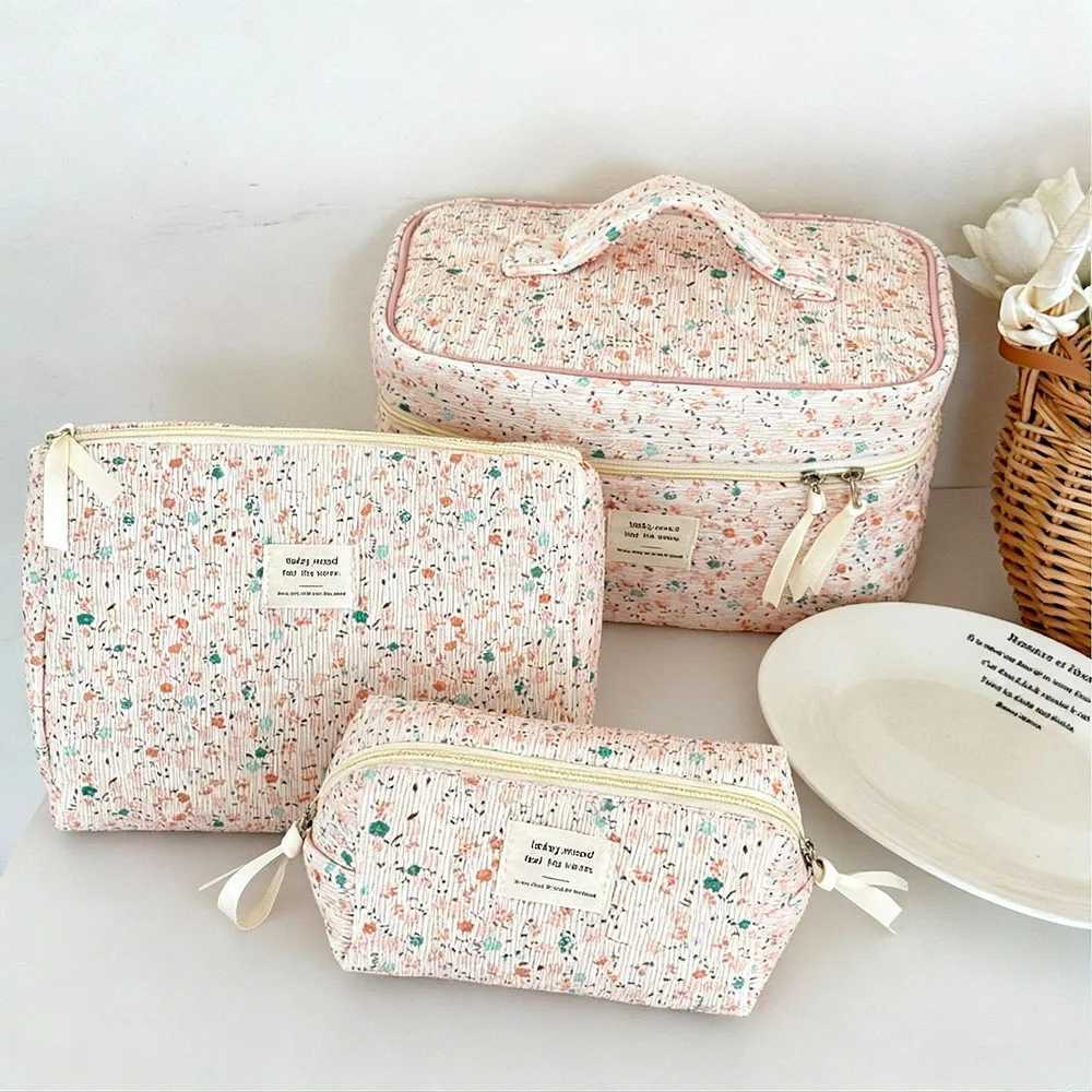 Large Woman Bags Cosmetics Organizer Orange Case Makeup Brushes Traveling Cosmetic Bag Travel Large Toilet Kit Beauty Case Woman D260328