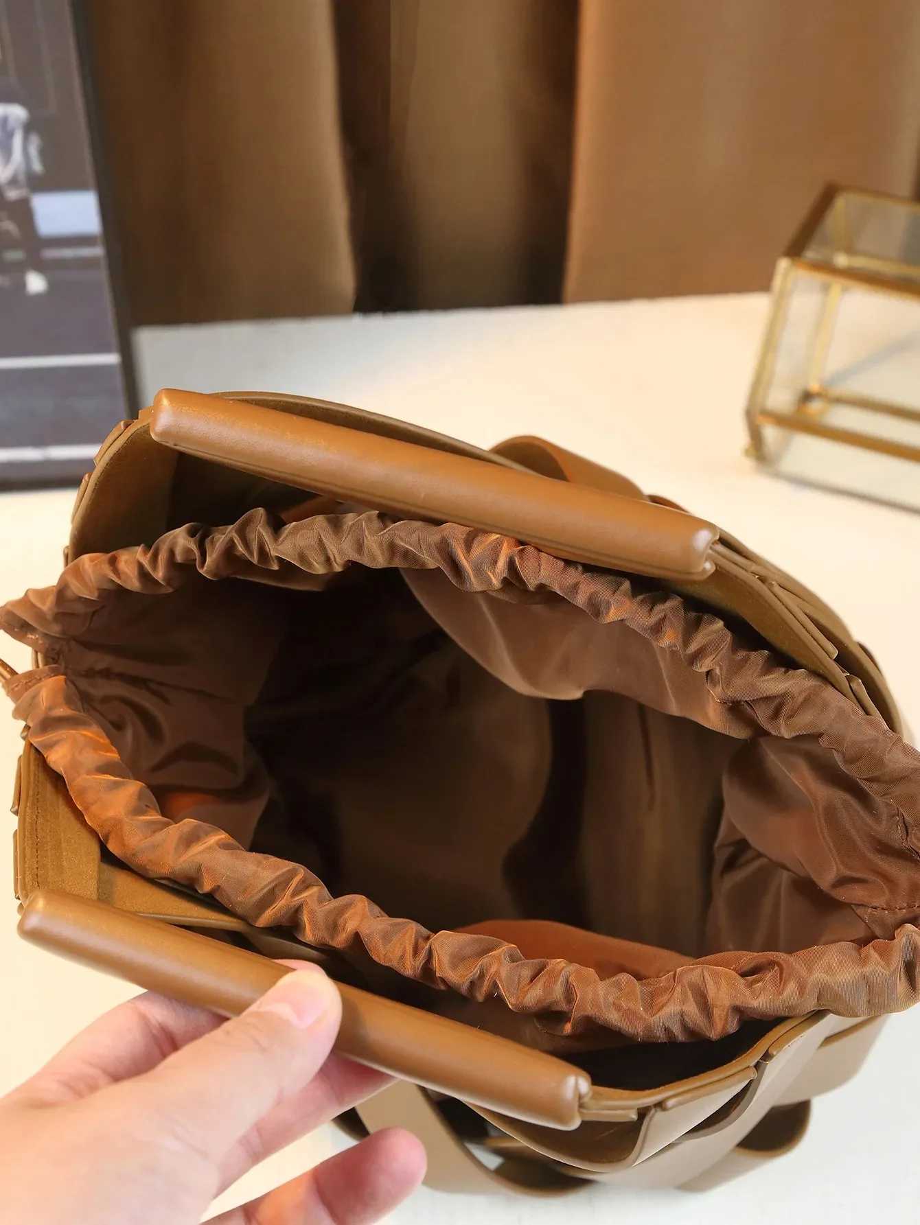 Trendy Vegan Leather Woven Tote Bag for Women Top Handle Purses and Handbags Fashionable Crossbody Shoulder Bag Tote Purses 2025 C260327