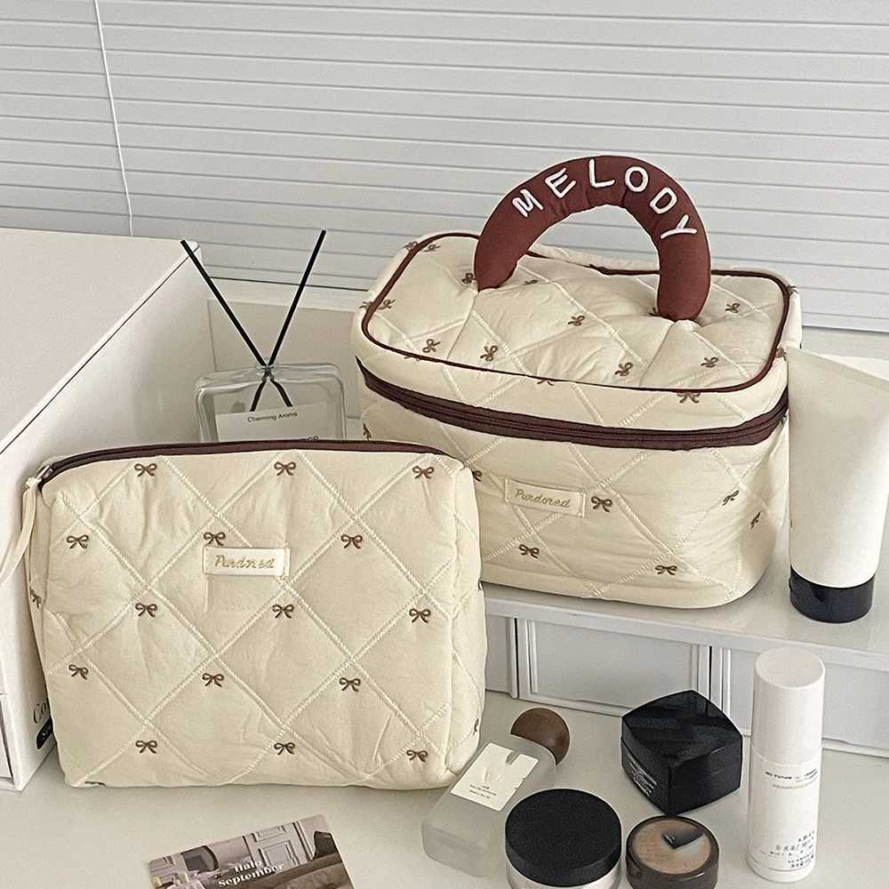 Fashion Brown Bow Cake Women Makeup Zipper Bag Large Capacity Tote Organizer Toiletry Cosmetic Pouch Ladies Make Up Handbag D260328