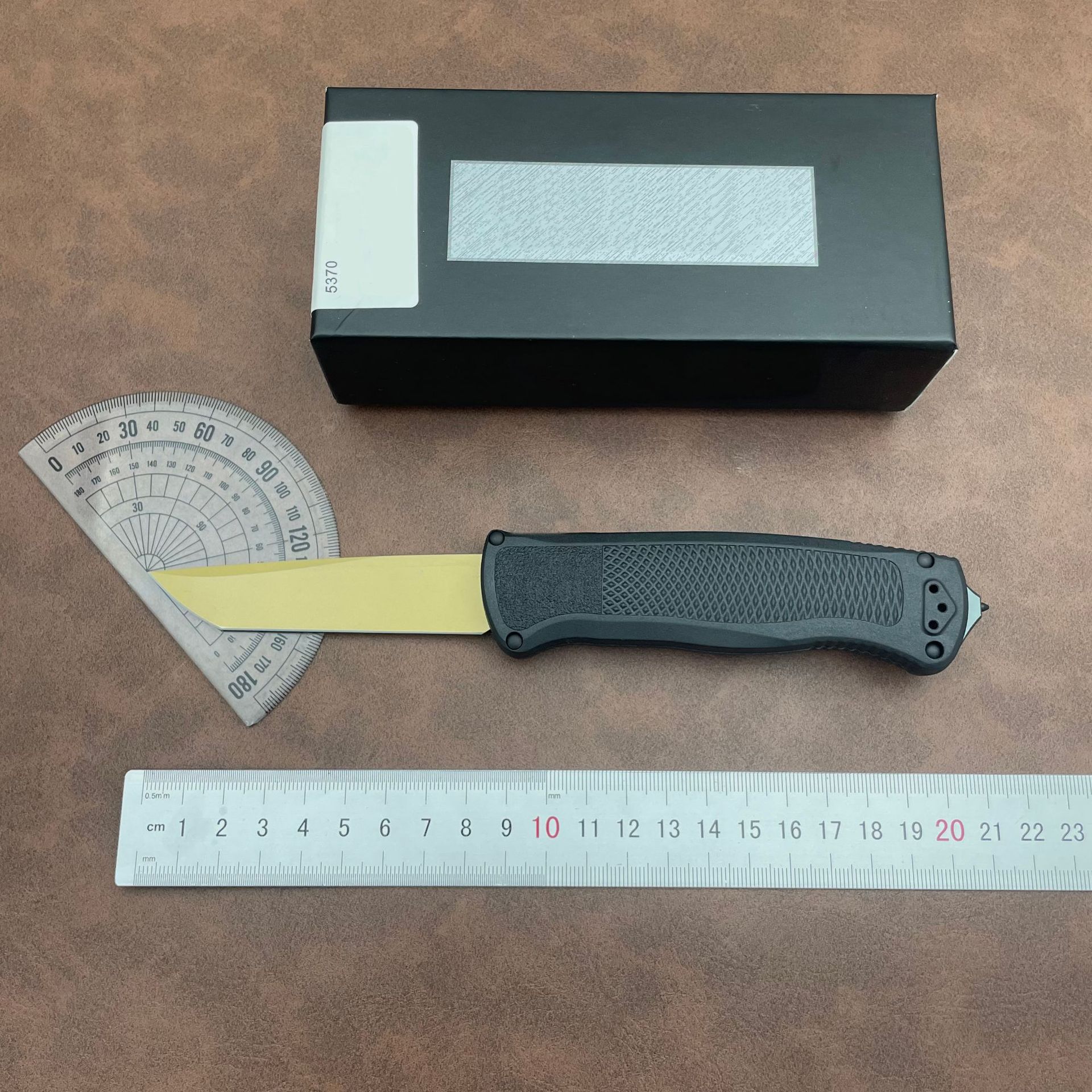 5Models 5370FE Shootout Knife 3.50 CPM-CruWear Tanto Blade, Black CF-Elite Handles