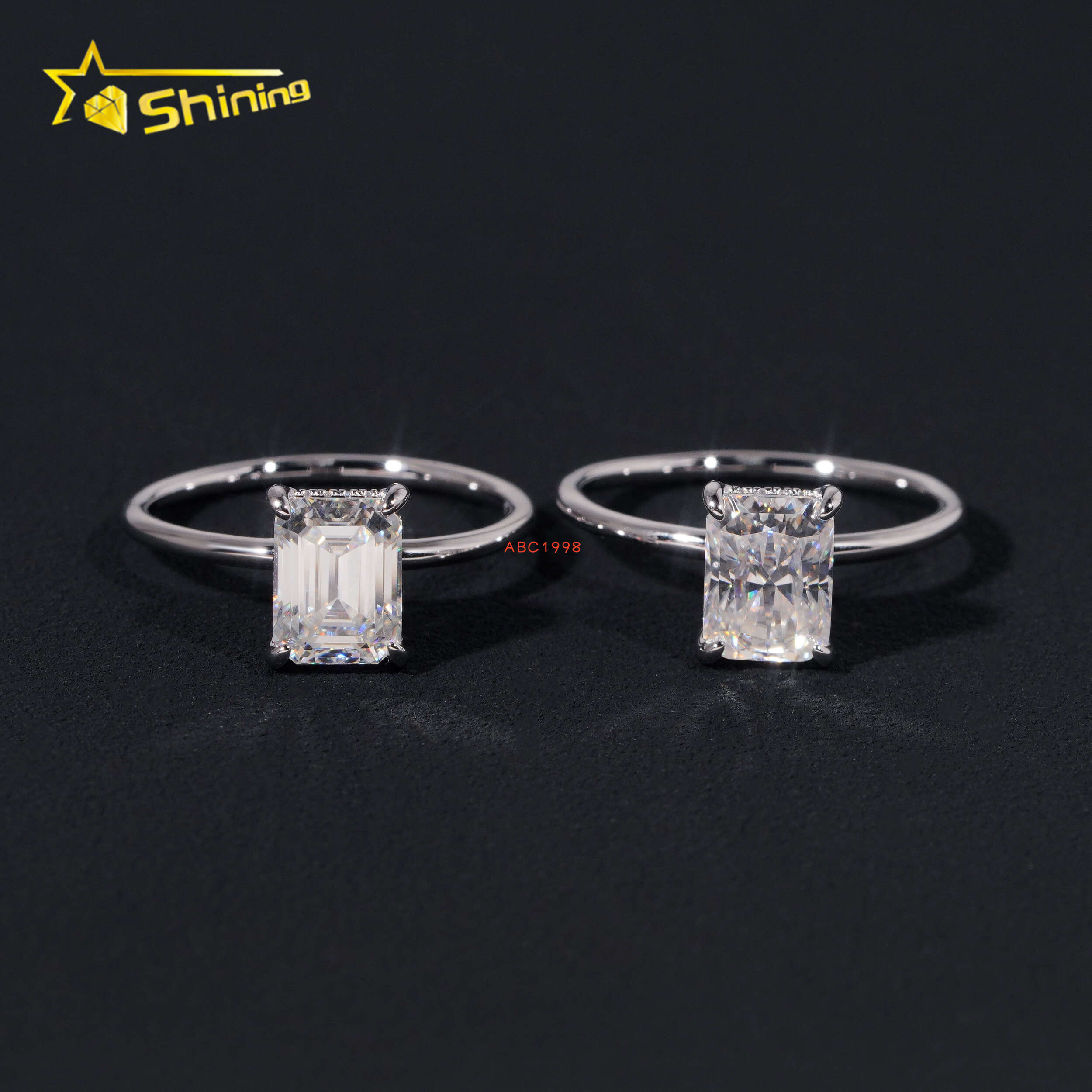 Woman Engagement 4 Prongs 2 Emerald Cut Moissanite Rings 18K Gold Plated Moissanite Jewelry Wholesale