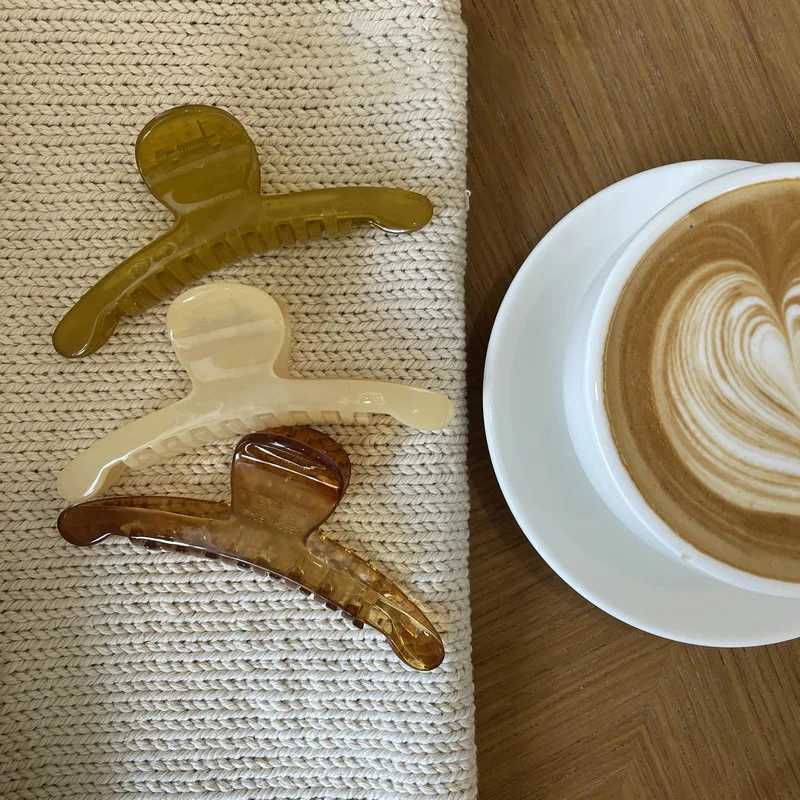 Avocado tawny Hairpin Simple line Penetrating large hair grab Shark clip Temperament female hairpin hair accessories Hair Claws H260328