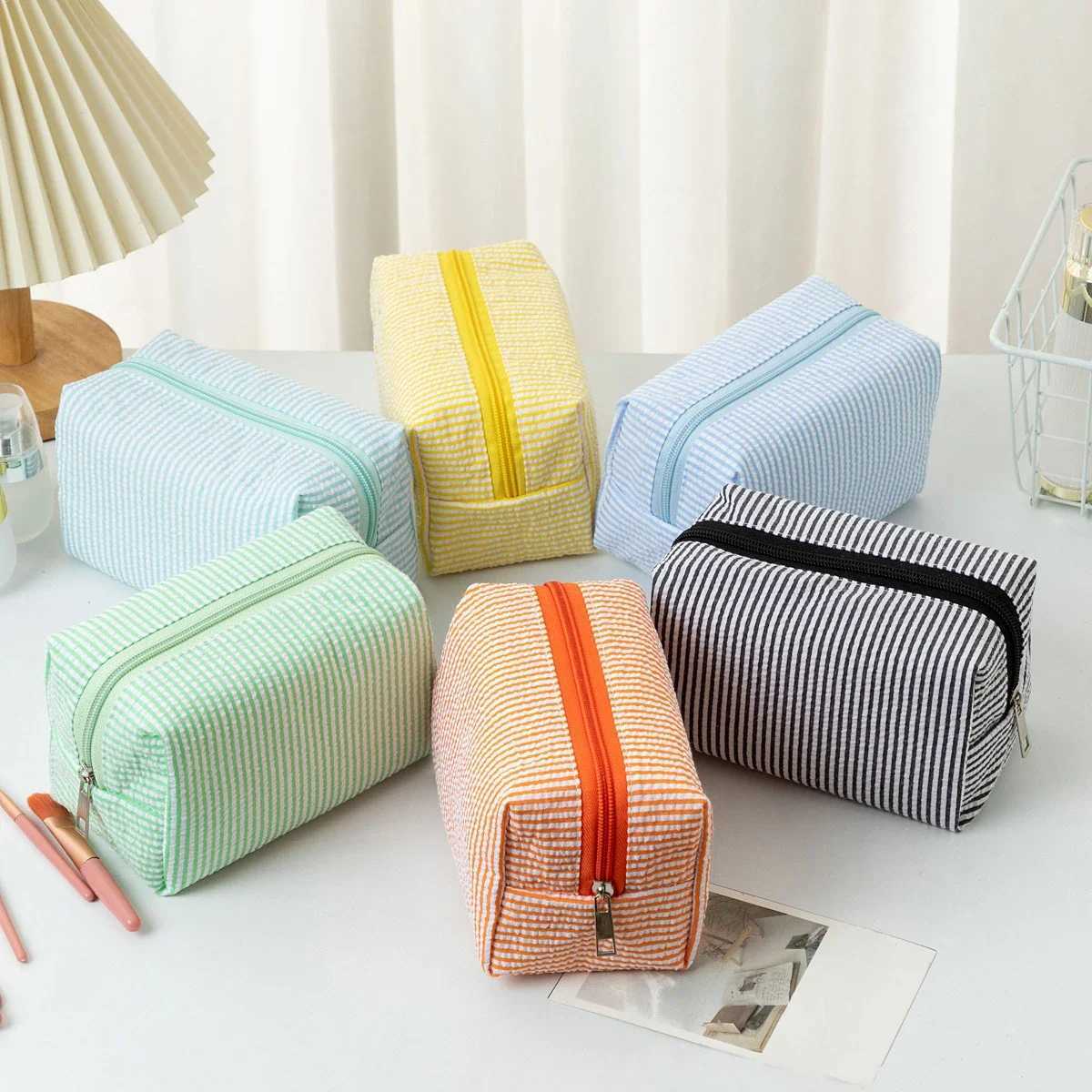 Striped Makeup Bags for Women Pink Purple Cosmetic Organizer Zipper Pouch Travel Storage Bag D260328