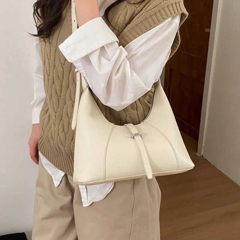 MOODS Underarm Shoulder Hobo Bags For Women Faux Leather Solid Color Cross Body Bag Casual Street Commuter Handbags Female 2026 C260327