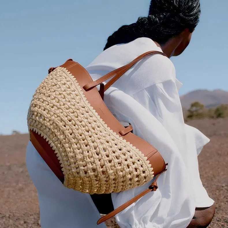 Womens Woven Tote Bag Large Capacity Straw Beach Handbag Simple Casual Shoulder Bag for Summer C260327