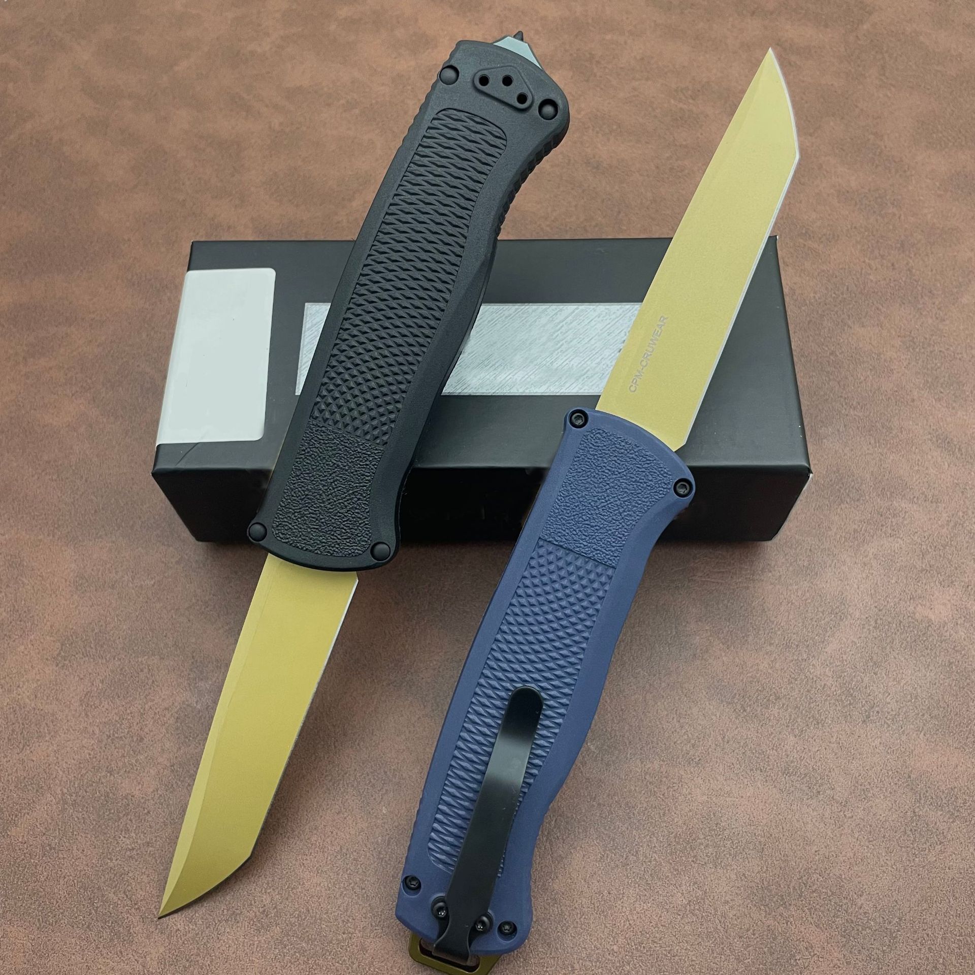 5Models 5370FE Shootout Knife 3.50 CPM-CruWear Tanto Blade, Black CF-Elite Handles