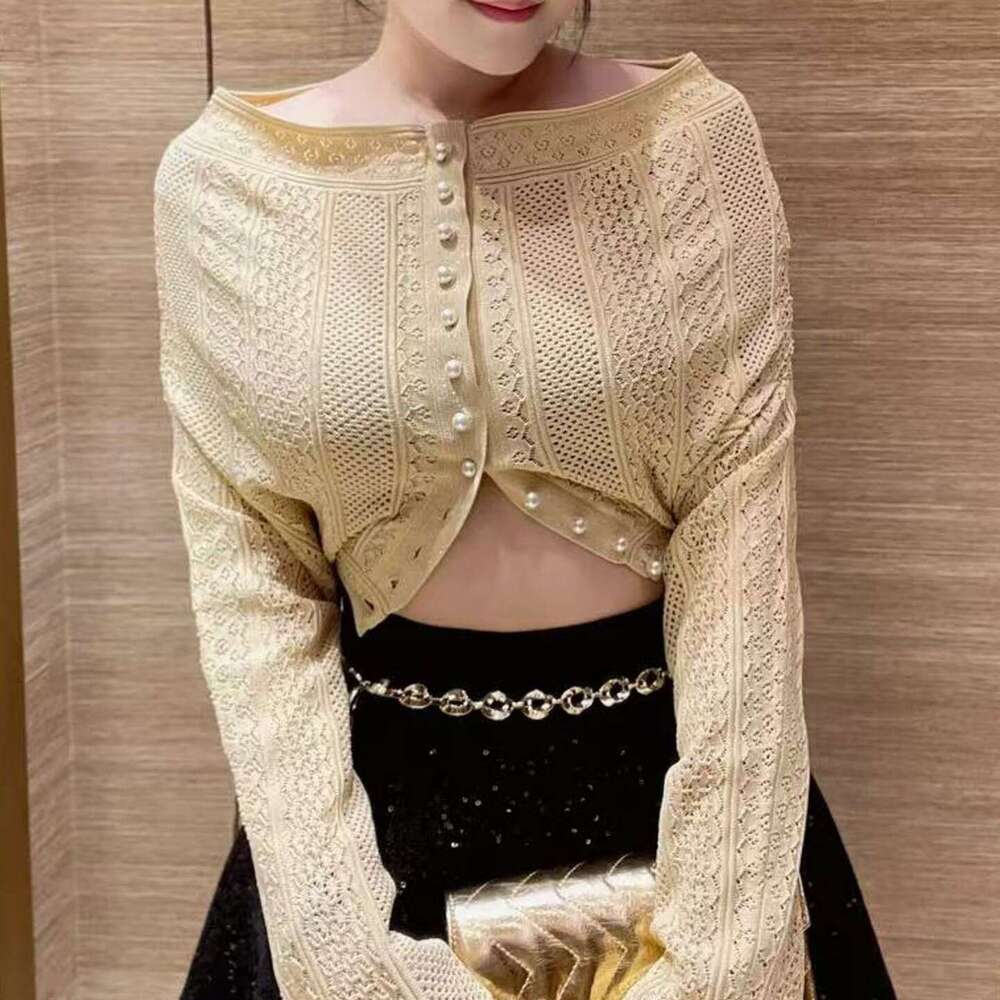 2026 k30 Spring New CC Designer French Gold Round Neck Long Sleeve Hollow Knitted Cardigan Top