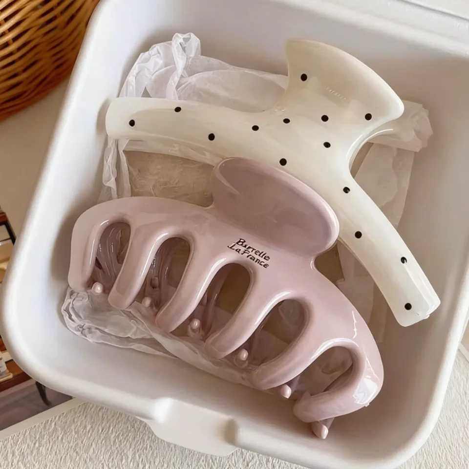Korean Large-Sized Acrylic Shark Bone Hair Clip French Polka Dot Arc-Shaped Back-Of-The-Head Hair Claw Clip Womens Hair Accessory H260328