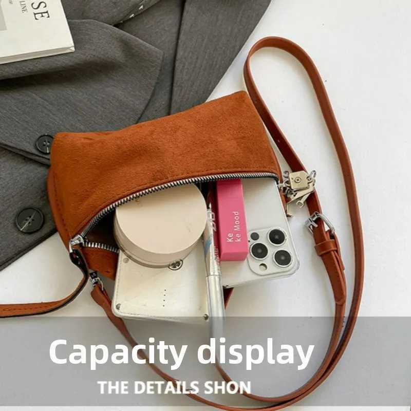 New Korean Style Crossbody Bag Soft Faux Leather Shoulder Bag with Double Zipper Comfortable and Versatile Texture Luxury Bag C260327