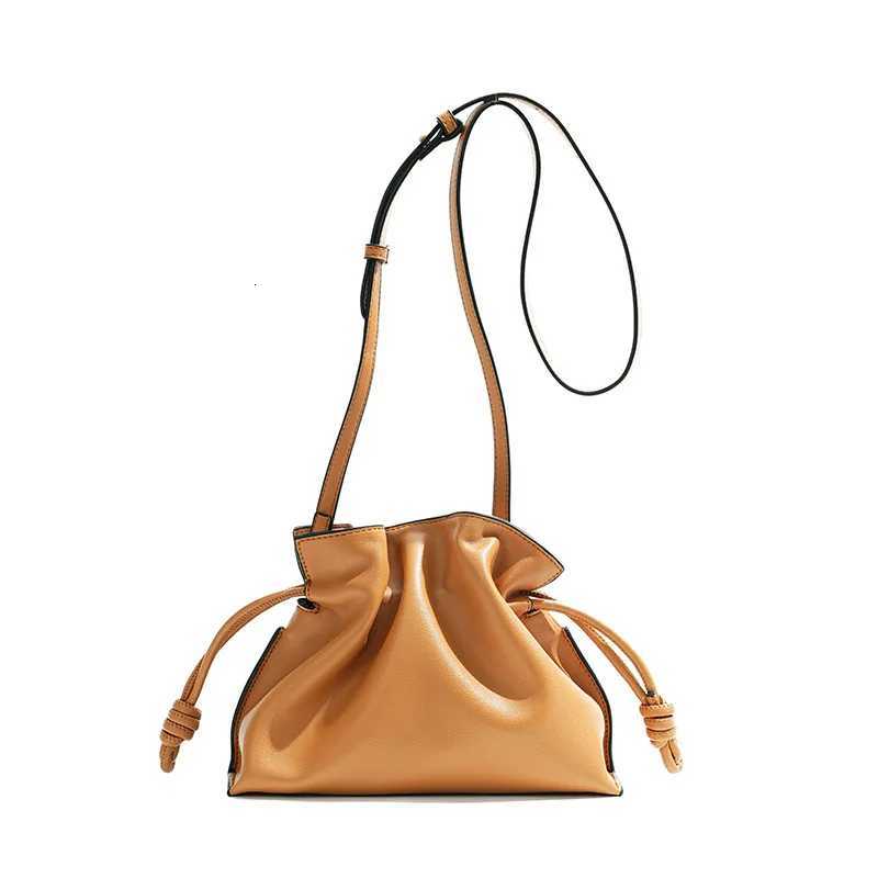 Autumn and winter classic Flamenco fashion lucky bag cloud bag genuine leather drawstring shoulder crossbody bucket bag for wome C260327