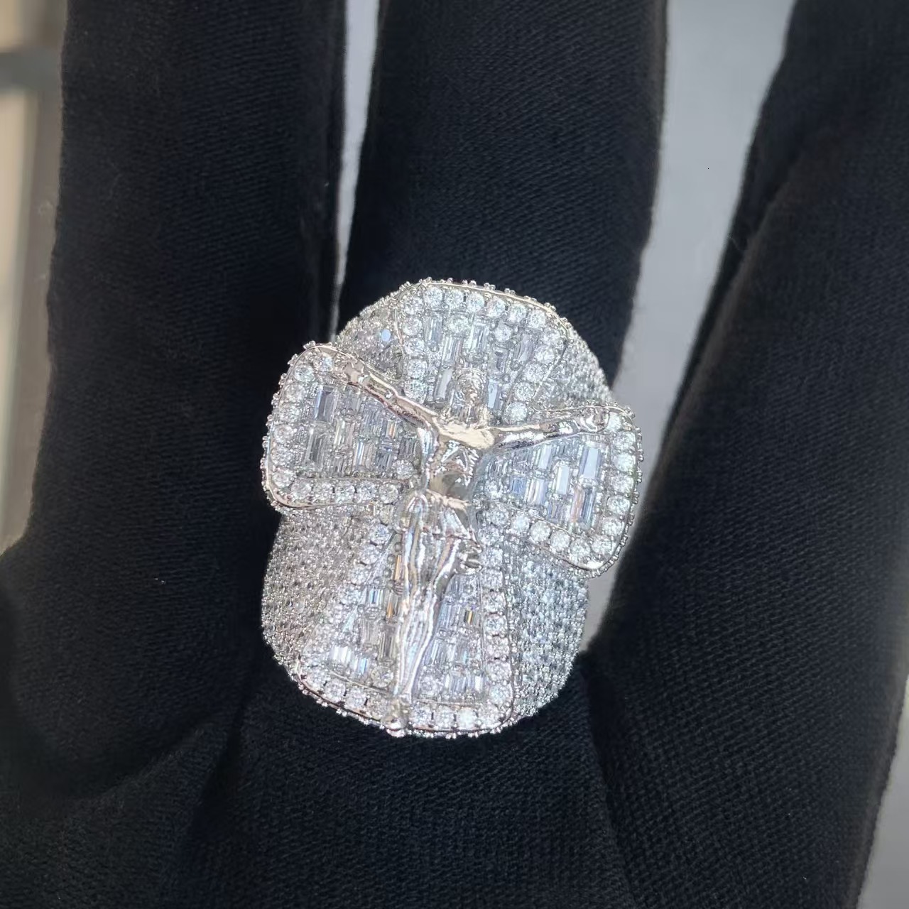 Hip Hop Fashion Rings VVS Moissanite Diamond Engagement Rings 925 Silver Men Jewelry Iced Out Pinky Rings Pass Diamond Tester