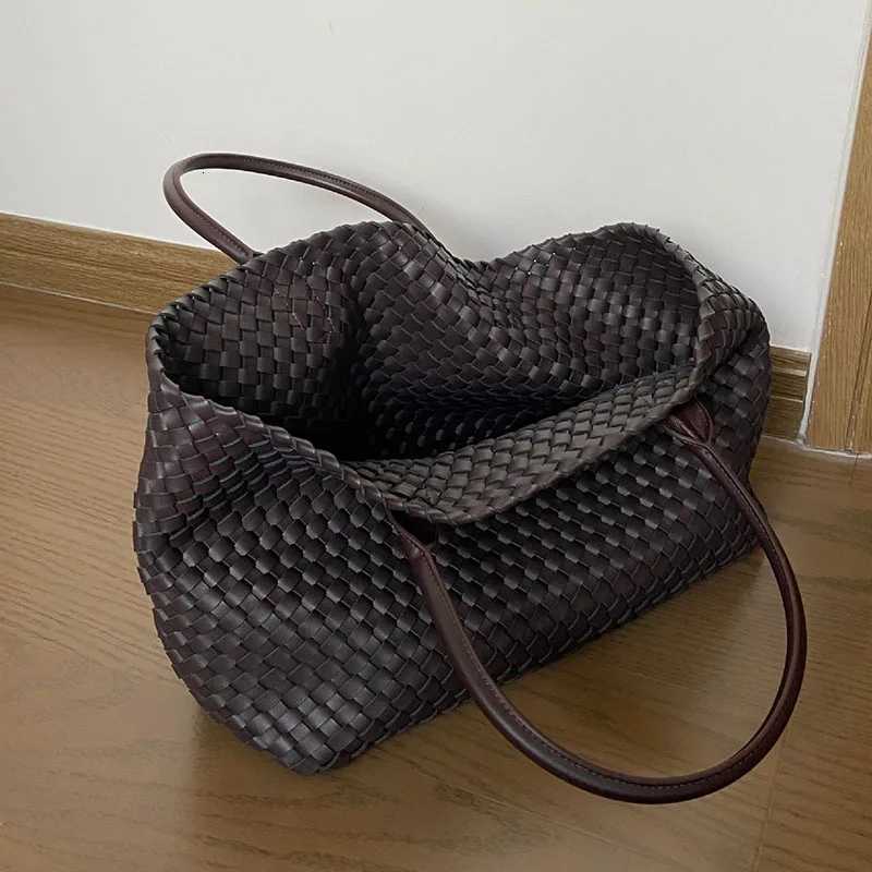 2025 Autumn/Winter New Fashion Big Bag Large Capacity Woven Bag WomenS Handbag Neutral Tote Bag Pu Shoulder Bag C260327