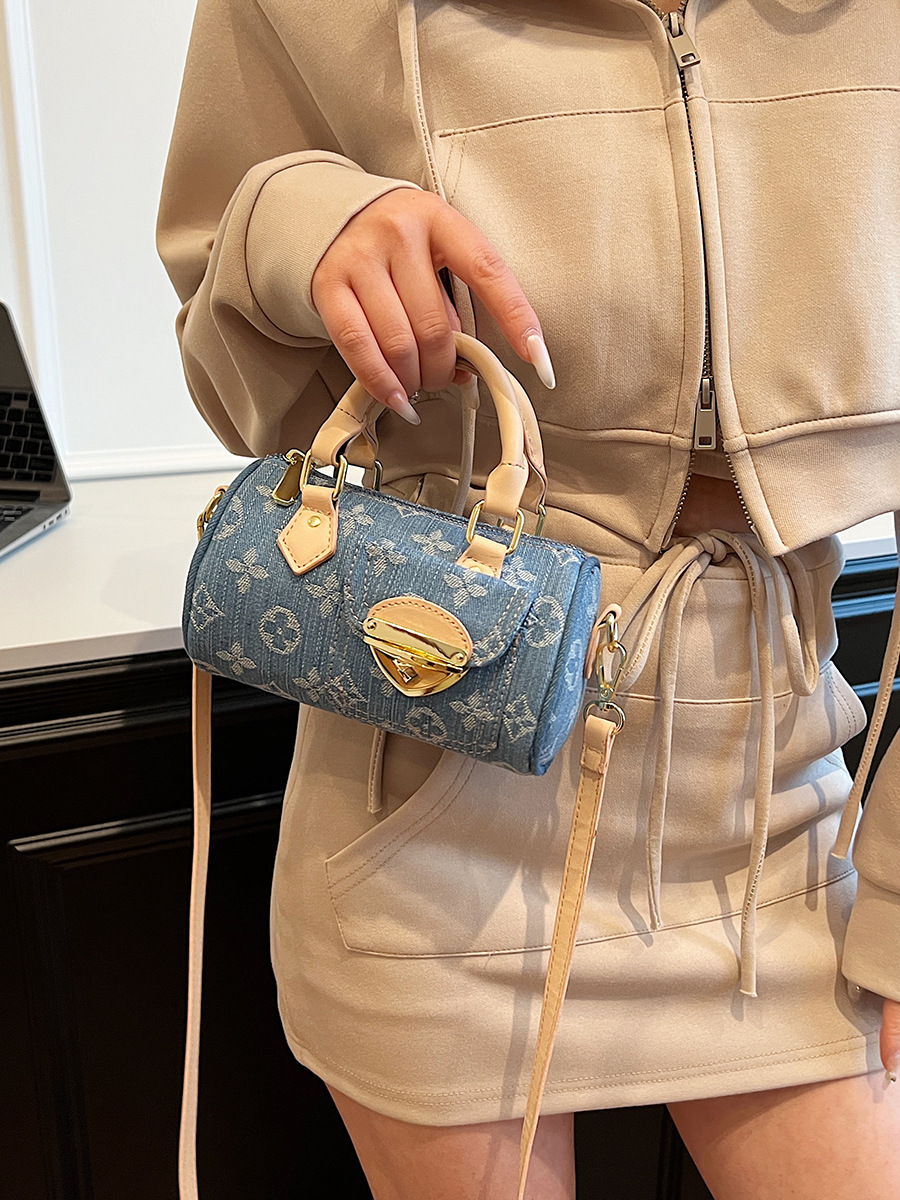 hot Free Shipping 2026 luxury bag Ladies Handbag Solid Color All-match Casual Shoulder Purse