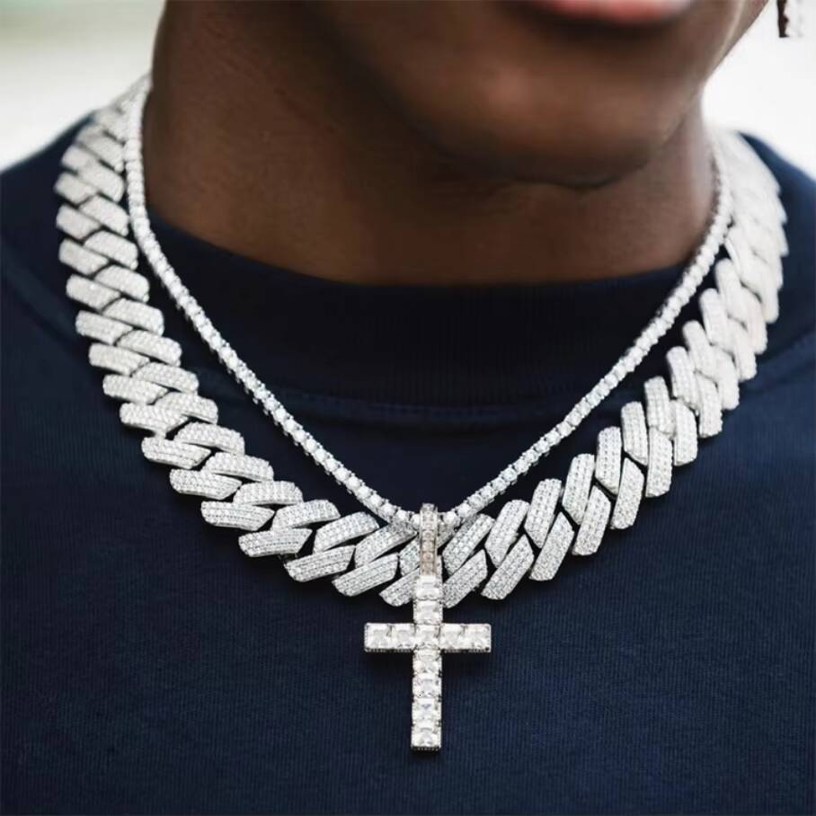 Hot Fashion Cross Pendant 2mm-5mm Width 925 Solid Silver D/VVS Clarity Moissanite Hip Hop Cross Pendant for Necklace