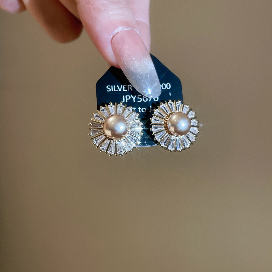 Silver needle zircon round flower pearl vintage simple fashion elegant earrings, light luxury high-end earrings for women - view 6