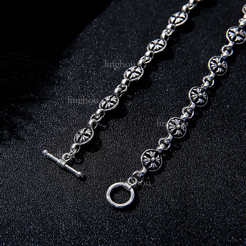 Hip Hop Style Designer Necklace 2026 Luxury Brand Women's Jewelry Fashion Retro Silver Electroplated Silver Sword Pendant Cross Necklace Trendy M