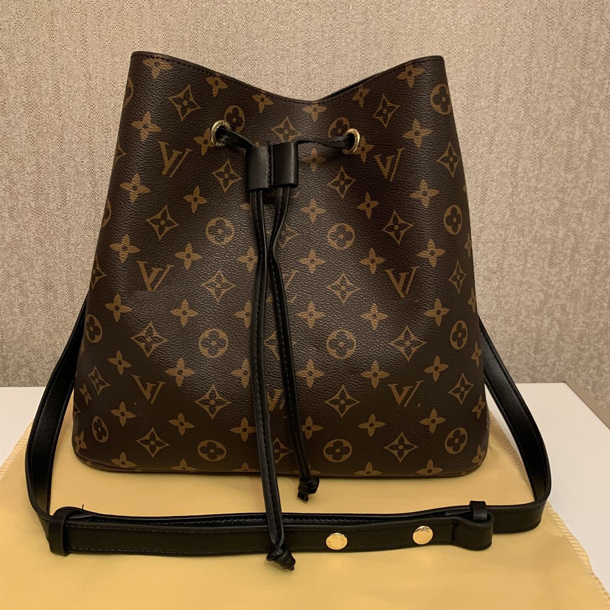 Designer Bag Large Capacity Totes Bags lvsities bag Women Shoulder Bags Messenger louisities vittuonly bag vuitons Shopping Handbag the tote bag Purse wallets
