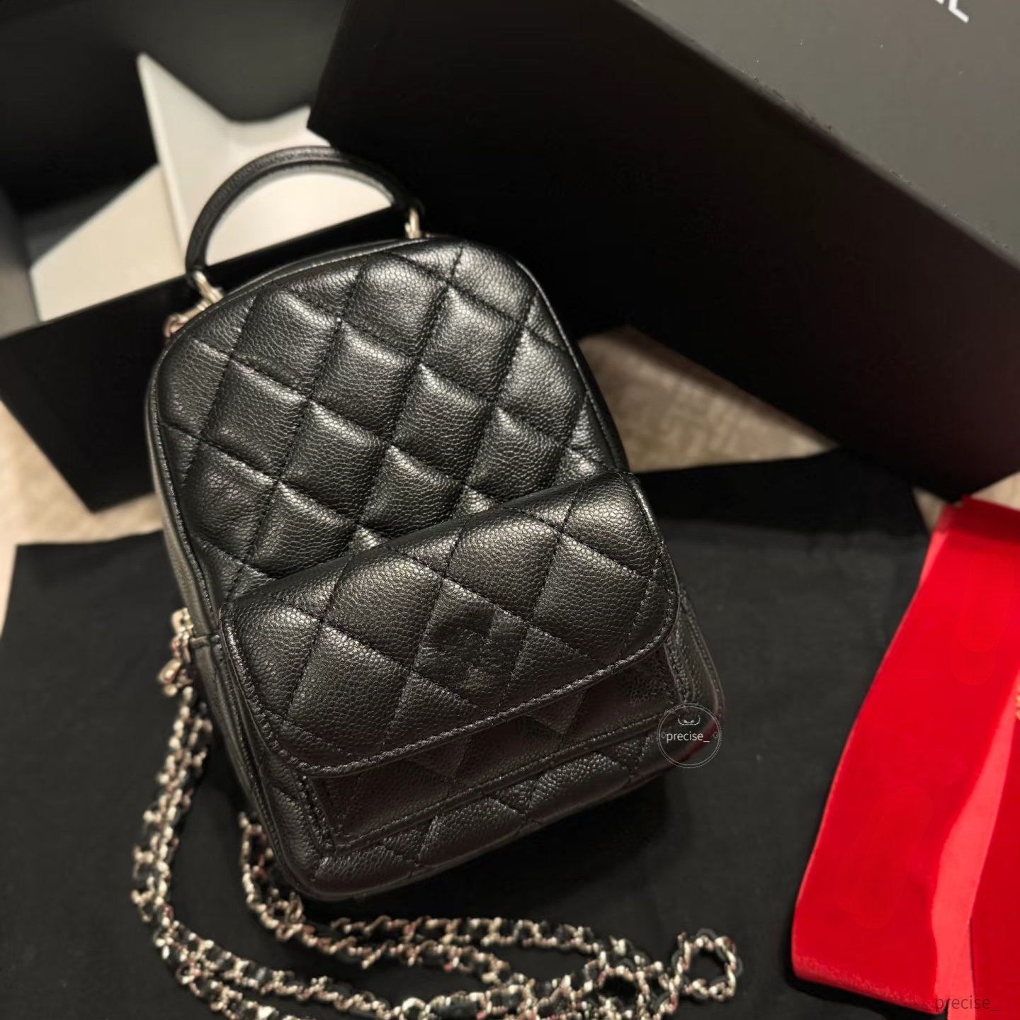 Designer Mini Backpack Luxury Bag Tote with Flap Pocket Caviar Leather backpack designers Gold Hardware Chain Bag Women Shoulder Bag Luxury Handbag School Bags 19cm