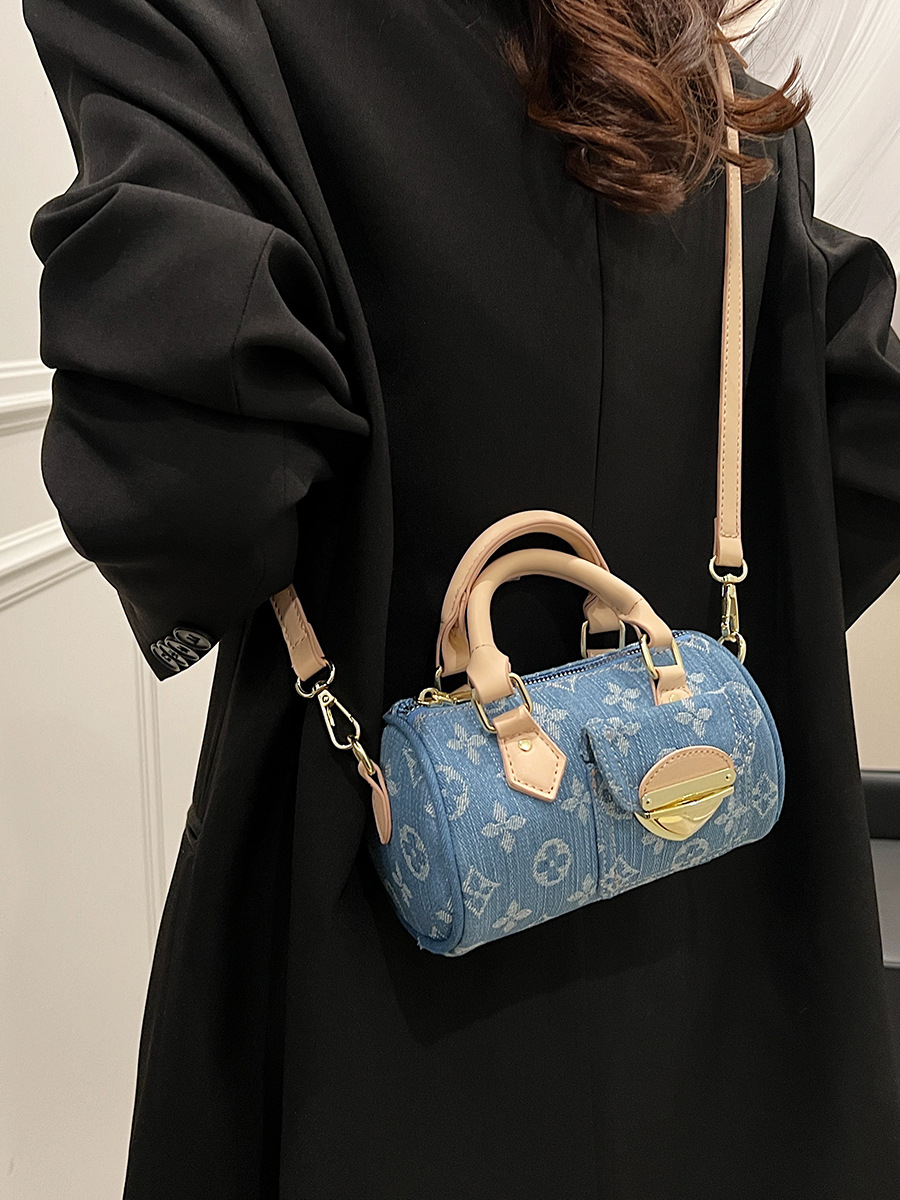 hot Free Shipping 2026 luxury bag Ladies Handbag Solid Color All-match Casual Shoulder Purse