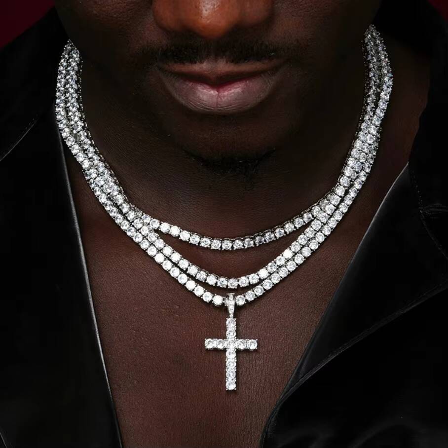 Hot Fashion Cross Pendant 2mm-5mm Width 925 Solid Silver D/VVS Clarity Moissanite Hip Hop Cross Pendant for Necklace