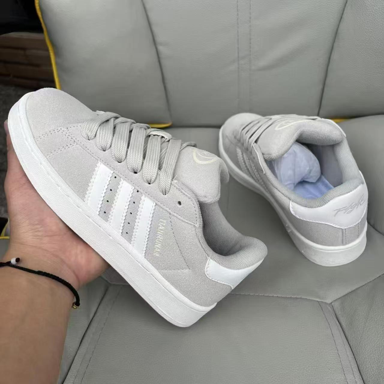 2026 Versatile new thick soled height increasing breathable board shoes for spring and autumn same for all seasons