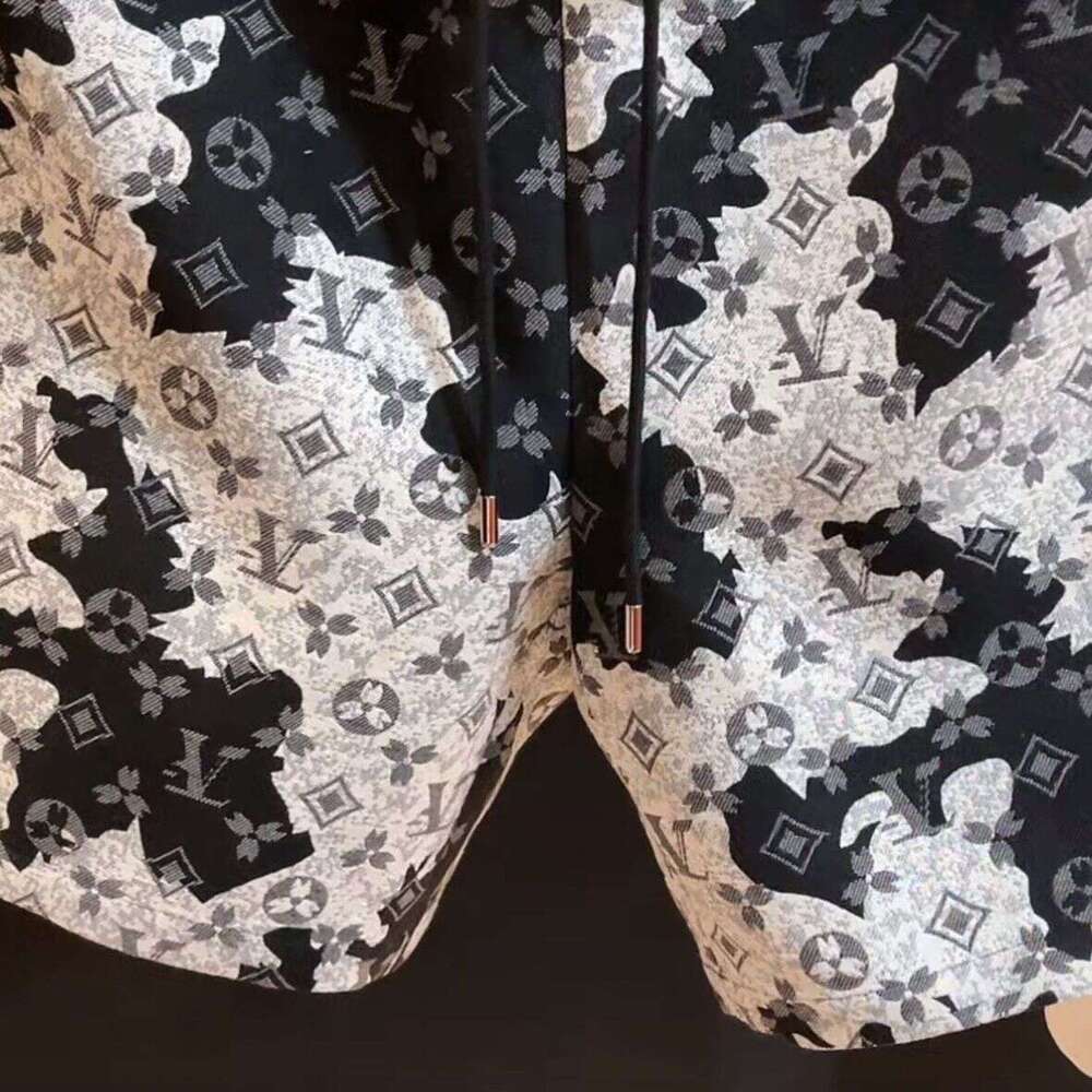 Brand Printed Summer New Casual Trendy Loose Versatile Men's Five-Point Beach Shorts Fashion Luanyun
