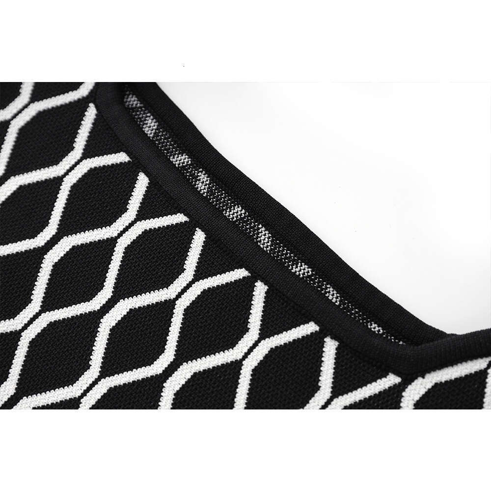 2026 spring and summer new niche designer high waisted trumpet jacquard j29 interior fashionable knitted dress