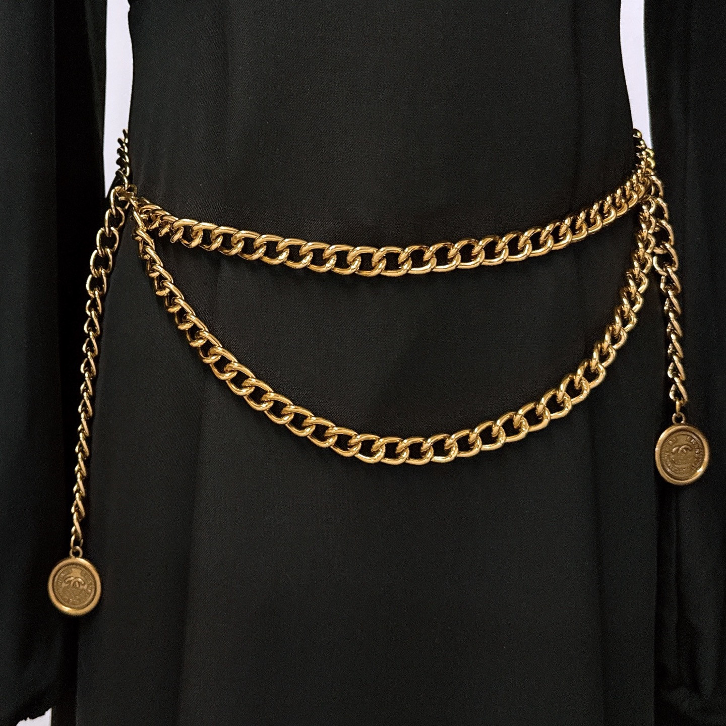 Designer Women Waist Chains Dual Chains Designers Gold Letters Black Leather Round Tags Accessories Belts Womens Jeans Dress Party Waistband