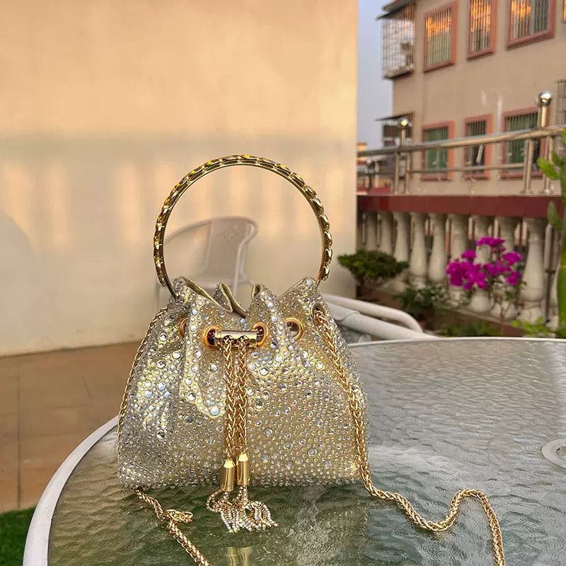 New handbag high-end shoulder bag wedding bag New Classic Large Bag Tote Bag Handbag Crossbody Bag Commuter Bag New diagonal cross bag exclusive link