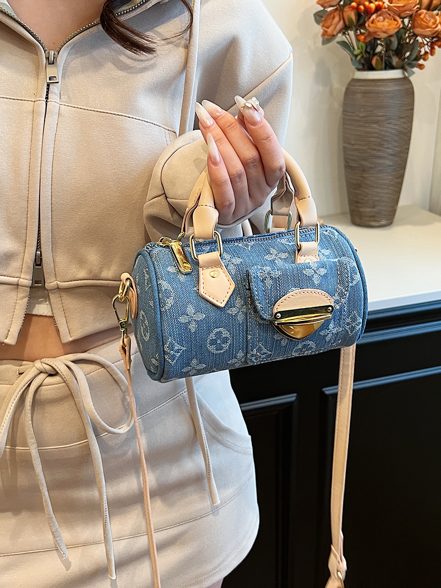 hot Free Shipping 2026 luxury bag Ladies Handbag Solid Color All-match Casual Shoulder Purse