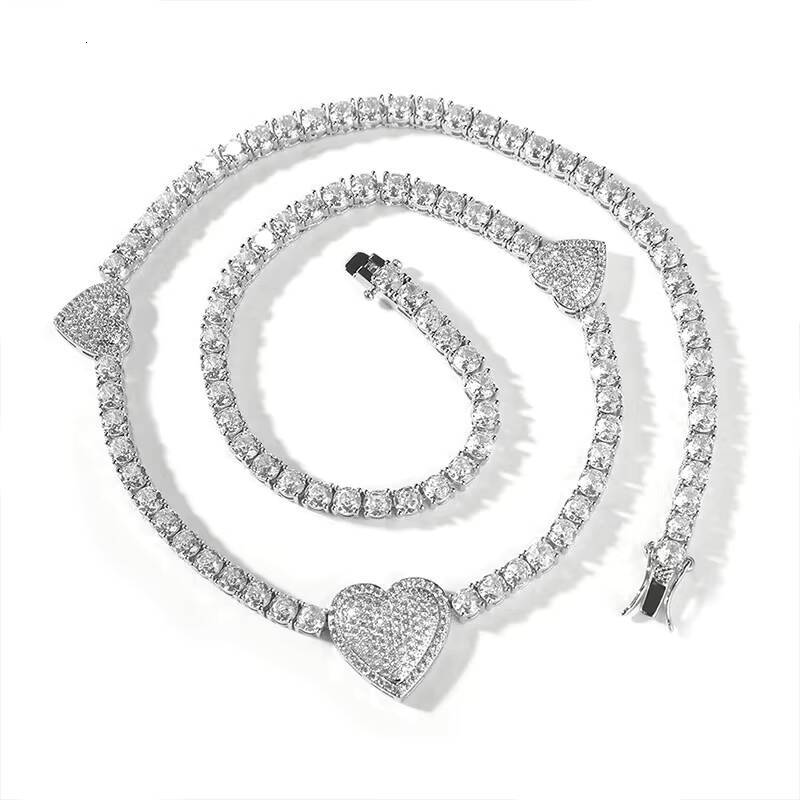 Iced Out Bling Women Unisex Classic Brass 18K Gold Plated Chokers Moissanite VVS Heart Butterfly Charm Party Necklace