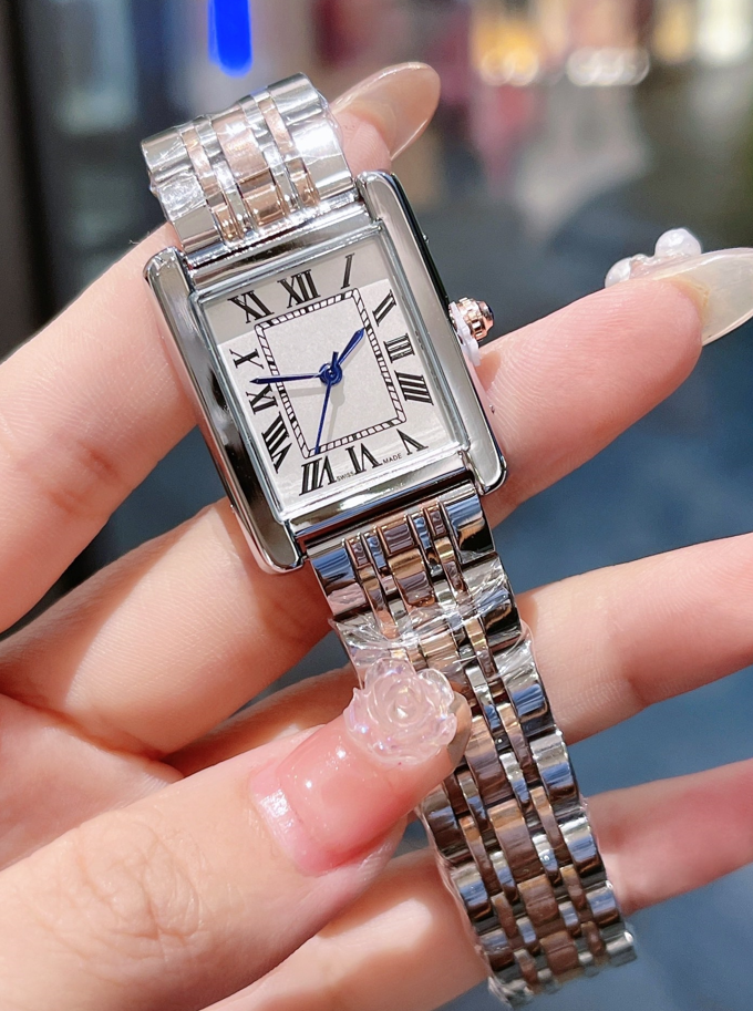 Luxury Womens Square TANK Watch Designer Watches Premium Quartz Movement Stainless Steel Bracelet Sapphire Glass Waterproof women Wristwatches