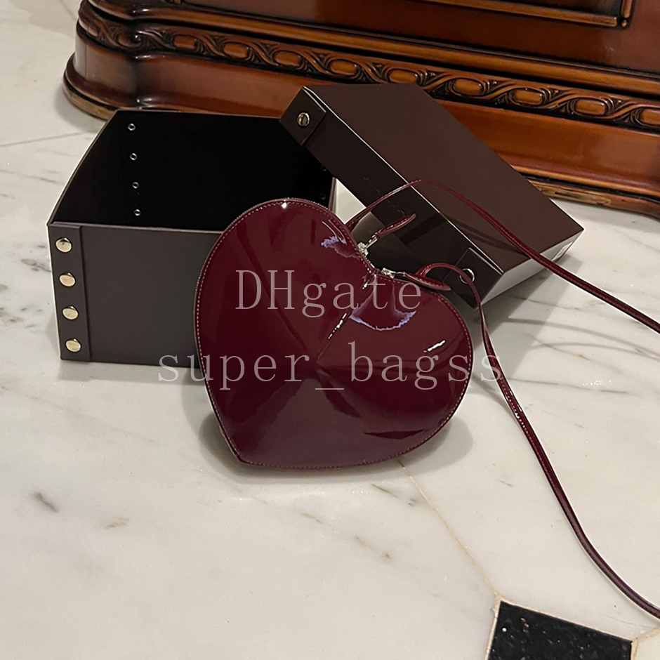 Heart Cosmetic Bag LE CEUR handbag Luxury Desianer Bag 21CM evening bag Mirror Quality shoulder bag patent leather crossbody Bag with Gift Box AL001A
