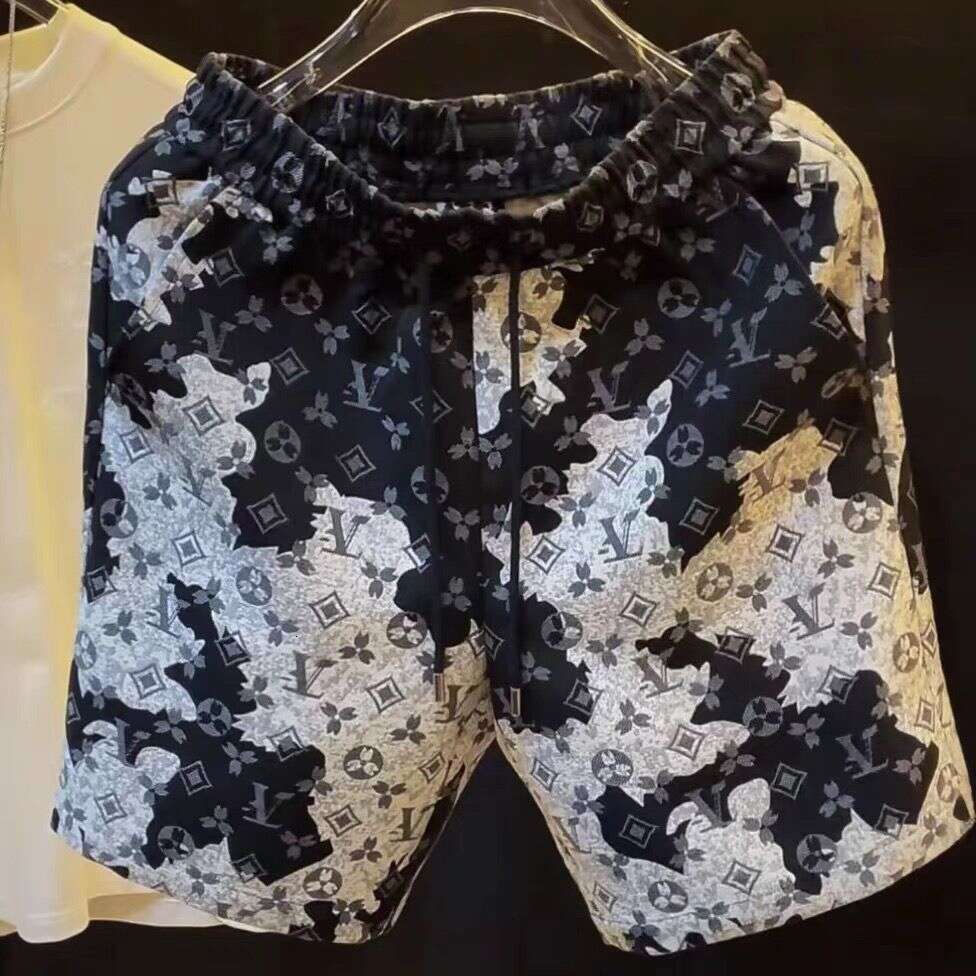 Brand Printed Summer New Casual Trendy Loose Versatile Men's Five-Point Beach Shorts Fashion Luanyun