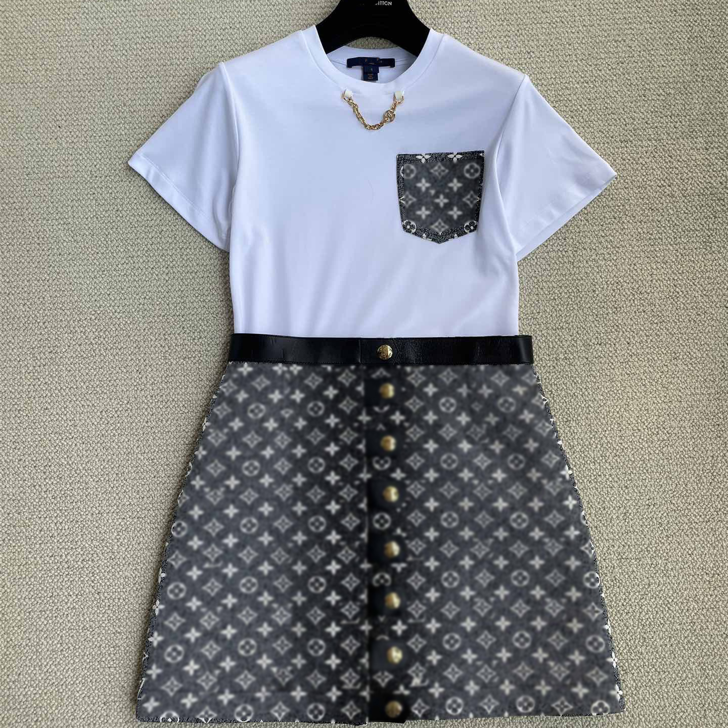 Summer Luxury Designer Two Piece Women's Elegant White T-shirt with Gold Chain Letter Pocket High Waist A-line Skirt and Gold Button Fashion Set