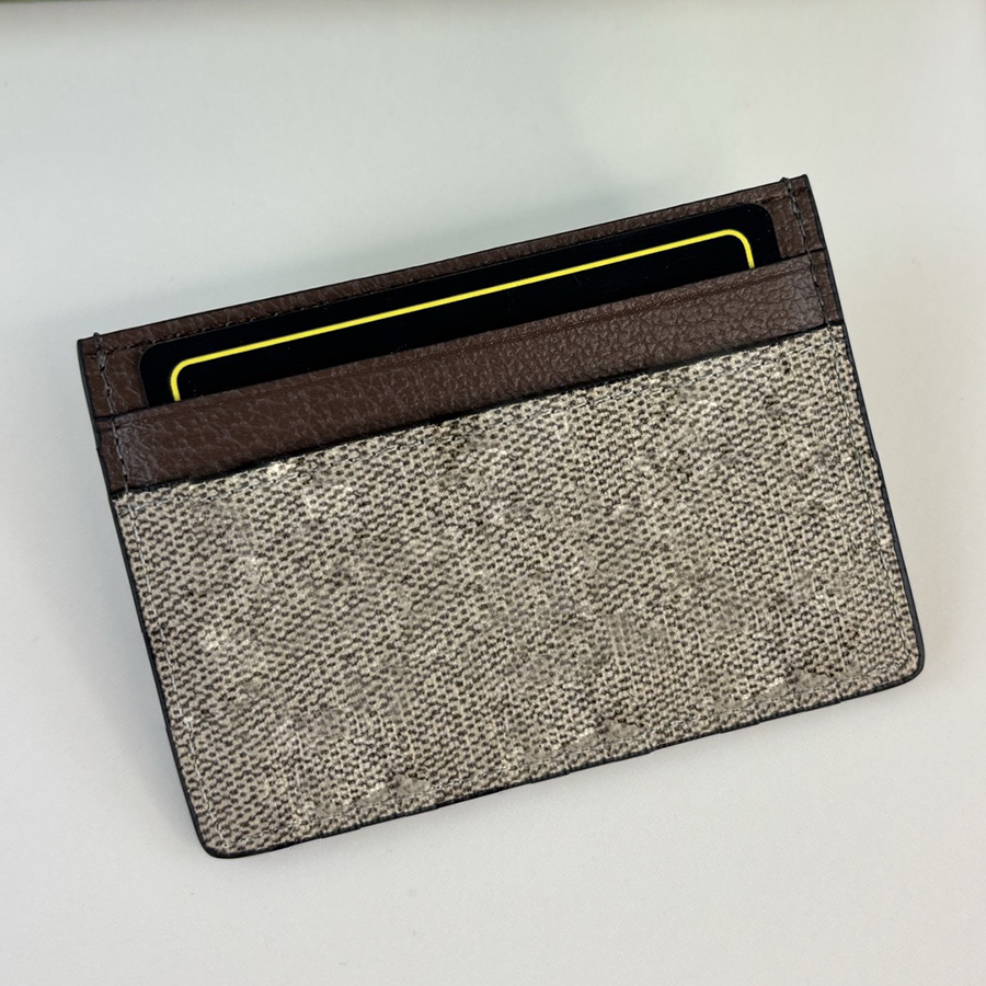 Sophisticated Female Quilted Caviar Finish Card Case With Robust Metallic Fastening