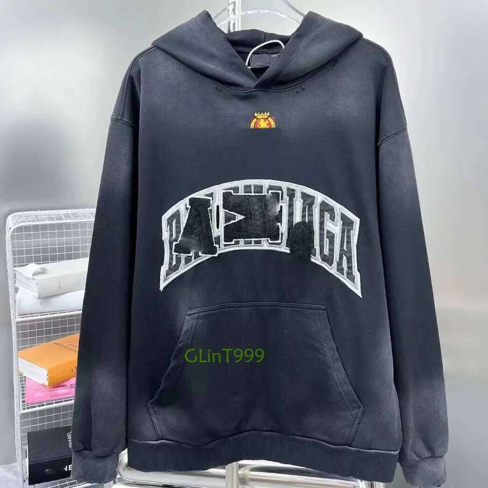 Paris Hoodie new style Men's top hooded jacket Students casual clothes Unisex men Hip Hop Street Pullover Loose craft Embroidered Printing Hoodies