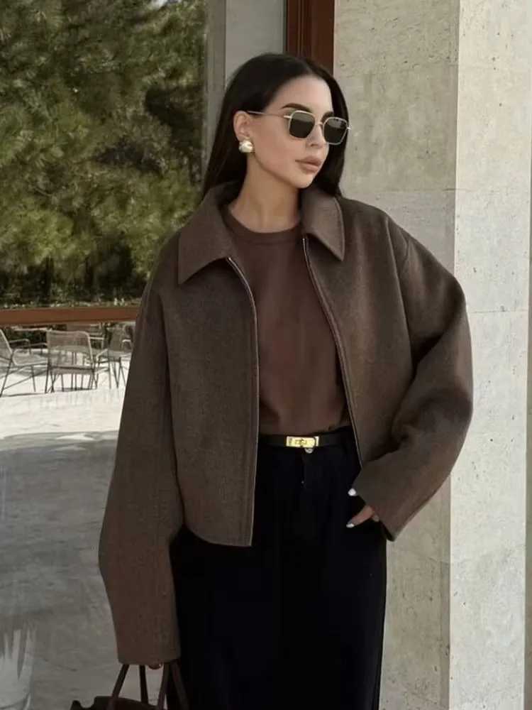 HH Fashion Brown Zipper Woolen Jacket For Women Elegant Lapel Long Sleeve Short Coats Vintage Autumn Lady Street OuterwearT260328