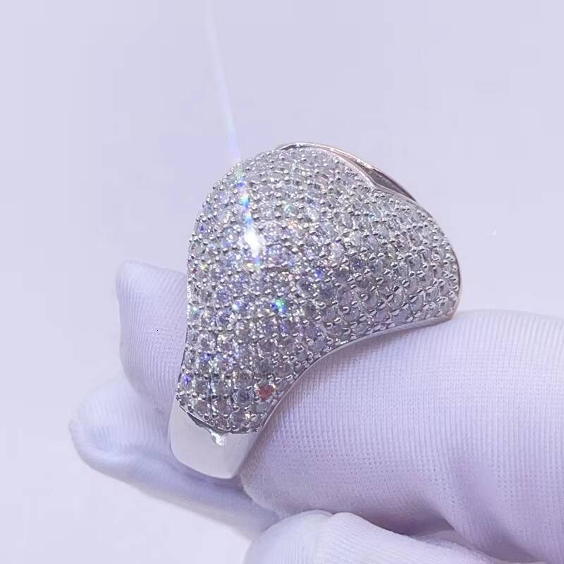 Hot Sell Drop Shipping White Gold Iced Out GRA Moissanite Diamond Heart Broken Iced Out Ring Hip Hop