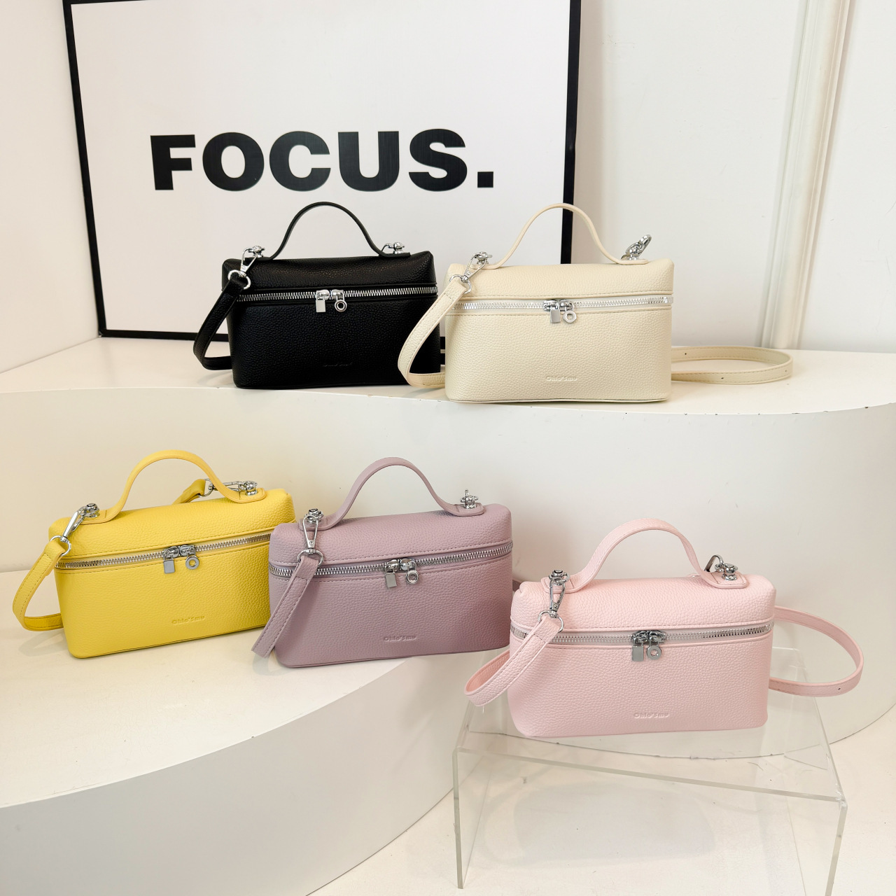New Korean-style trendy niche small square handbag commuting, versatile and simple crossbody bag for women, model