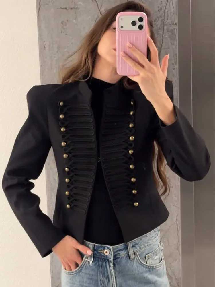HH 2026 Womens New Fashion Shoulder Pads Long Sleeves Casual Blazer Elegant Commuter Slim Black Short Coat Woman Street JacketT260328
