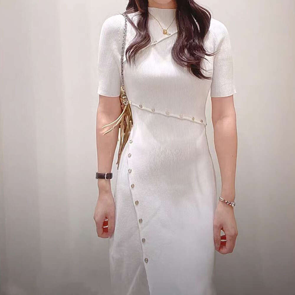 2026 Summer Designer Women's S18 New Elegant White Ribbed Waist Knitted Short Sleeve Dress