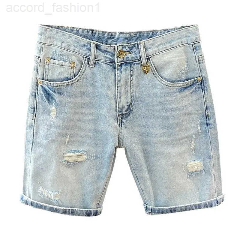 Luxury Brand Streetwear Washed Light-colored Ripped Denim Shorts Mens Slim Trendy Brand Handsome Scratched Summer Short Pants H260330