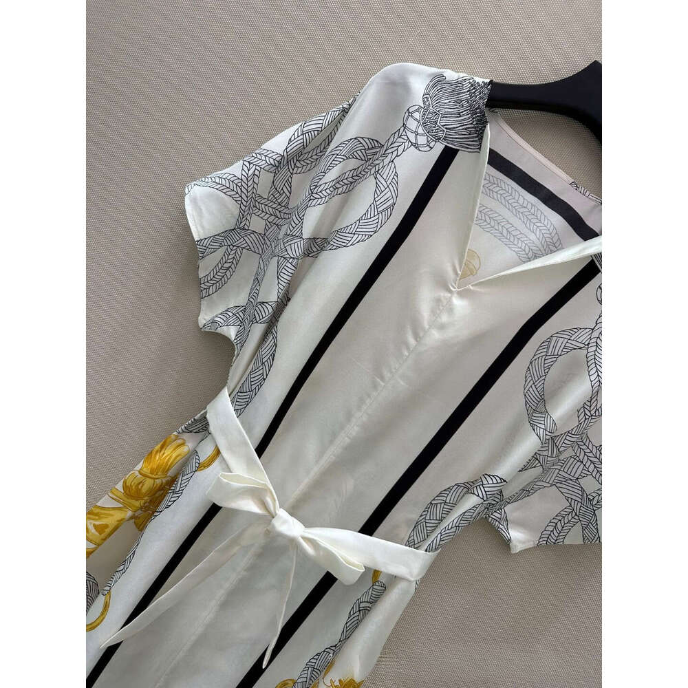 High-End Spring/Summer New Silk Twill Half-Slit V-Neck Tie Slim Split Dress Qipao Hanfu