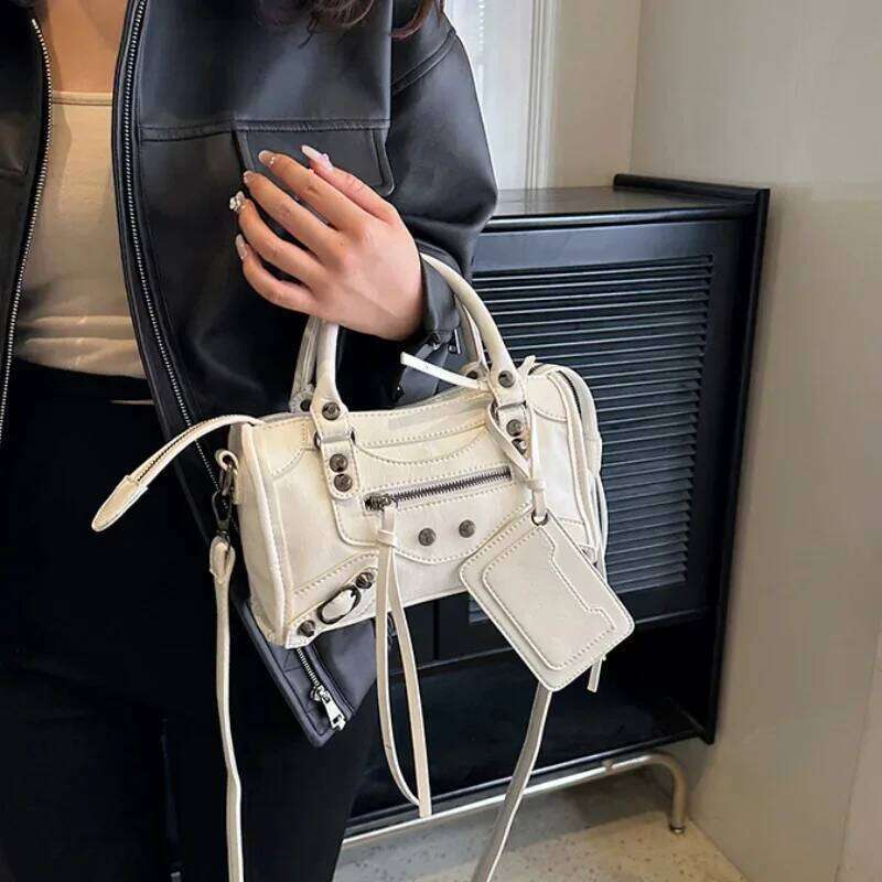 Rivet Motorcycle High End Large Capacity Shoulder Textured Leather Crossbody Bag Fashionable Casual Women S Handbag Liksusie