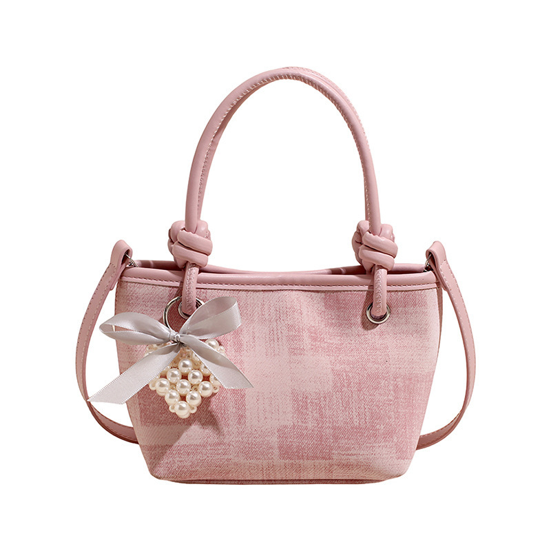 Casual, simple, and sweet bucket bag for women, 2026 spring new fashion trendy crossbody bag, simple commuter handbag