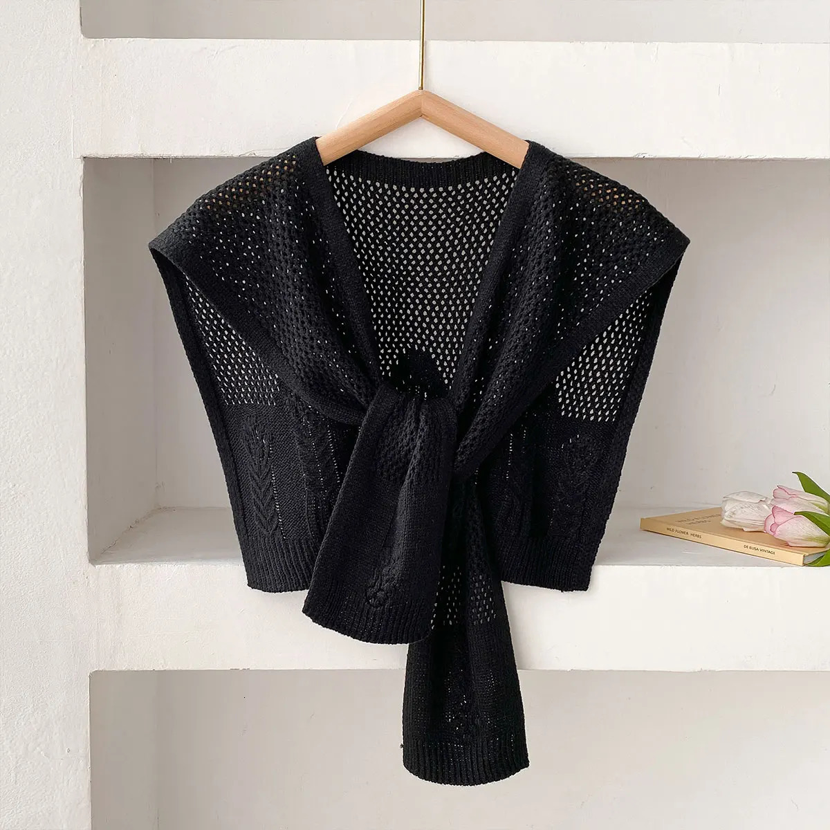 Solid Color Knitted Shawl Scarf Women High-end Capes With Shirts Fashion Thin Neck Protectors For Spring and Autumn 260325